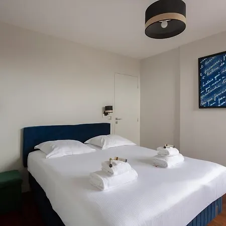 Apartment Private Studio Rooftop & Tour Eiffel View