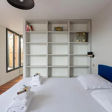 Private Studio Rooftop & Tour Eiffel View *