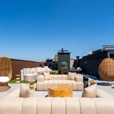 Private Studio Rooftop & Tour Eiffel View